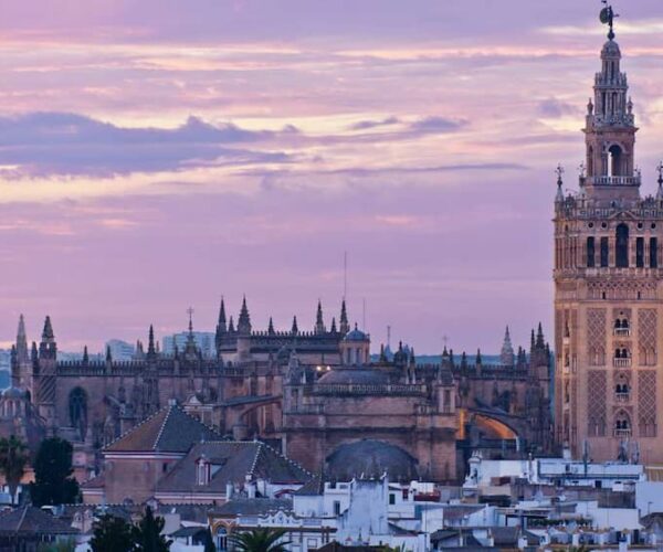 Mejores bares para disfrutar de guisos, sopas y tapas calientes en Sevilla este invierno
